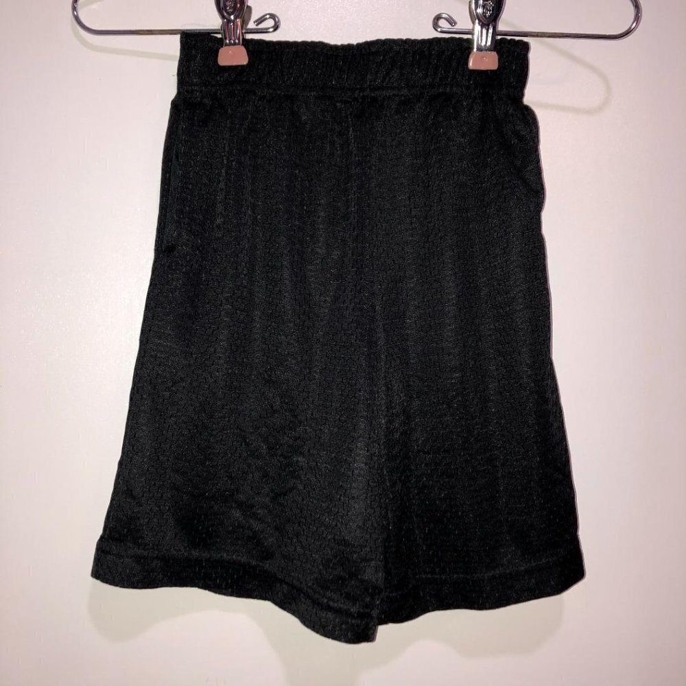 5 For $10 Boy's Zone Pro Basketball Shorts Size S